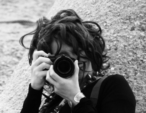 Mostra collettiva riservata a pittrici, scultrici e fotografe