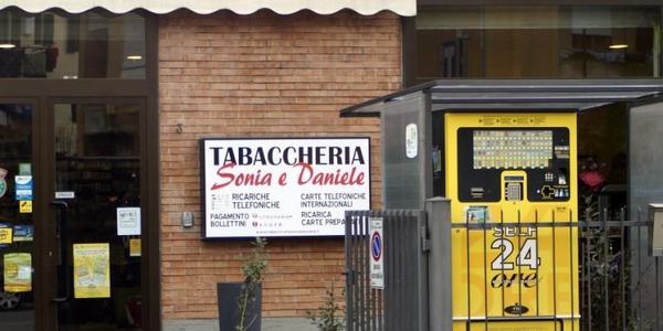 Gratta & Vinci da 10mila euro. La fortuna bacia tabaccheria di Borgo