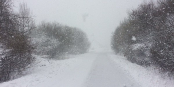 La neve per coprire le buche sulle strade? La frase del giorno