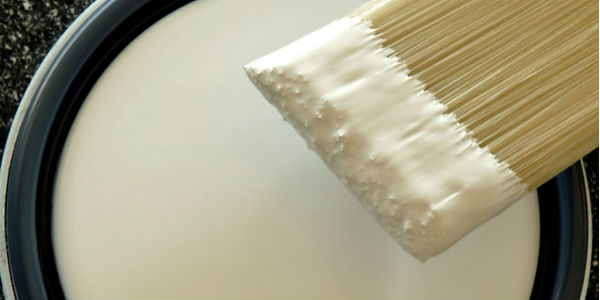 Ignoto 'beneffattore' a Borgo. Imbianca al Parco della Misericordia