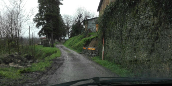 Piccola frana sulla strada di San Giovanni Maggiore