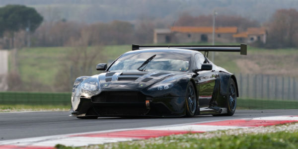 Max Mugelli pronto all’ esordio sulla Aston Martin Vantage GT3