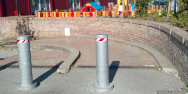 Disabili? Percorso a ostacoli al Centro Commerciale di Borgo