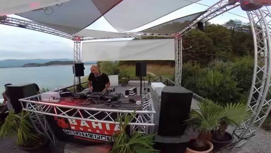 Giro di coca. Il Bahia chiuso per 15 giorni