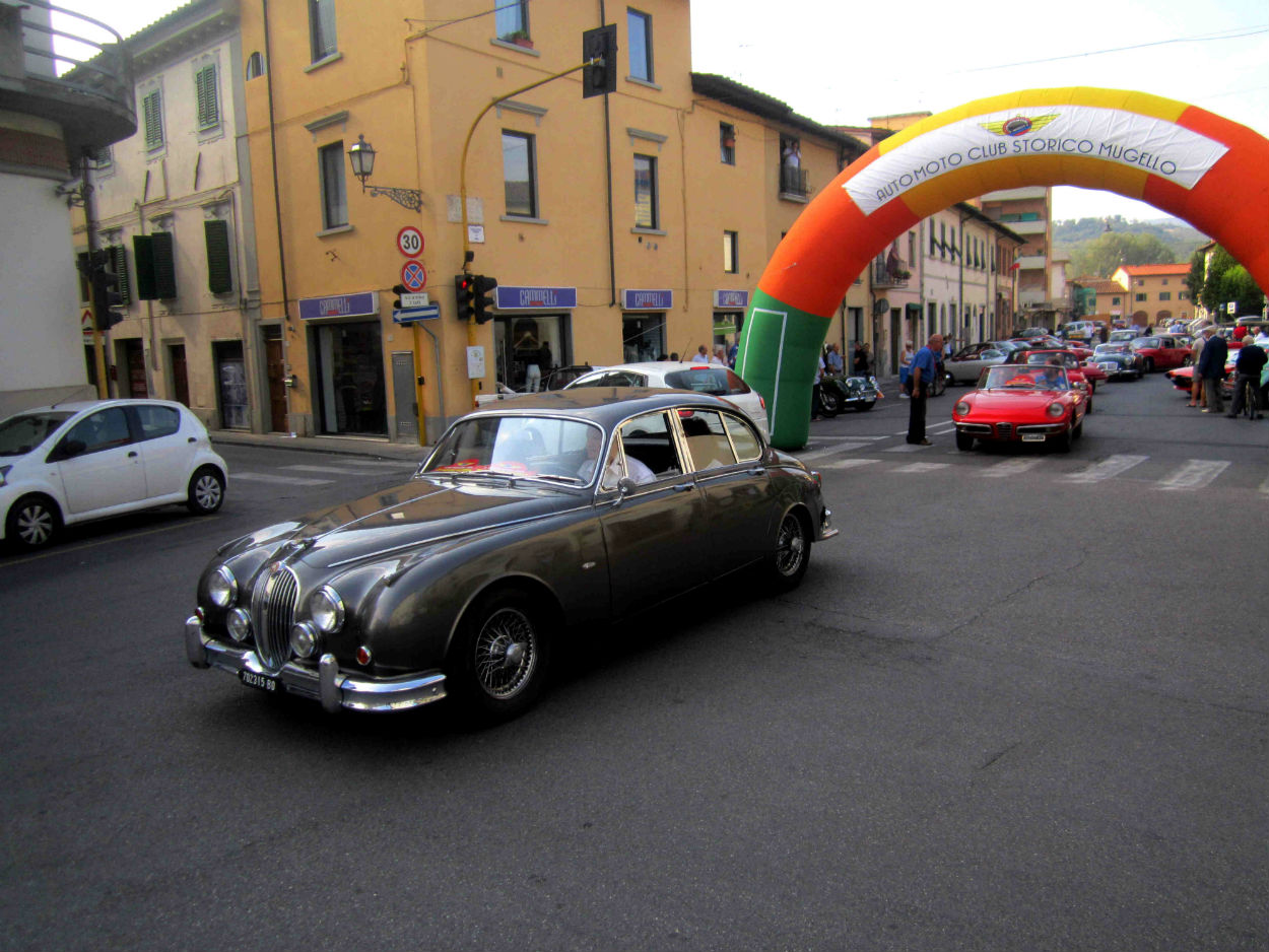 Autoday Mugello. 29° raduno di macchine d’epoca
