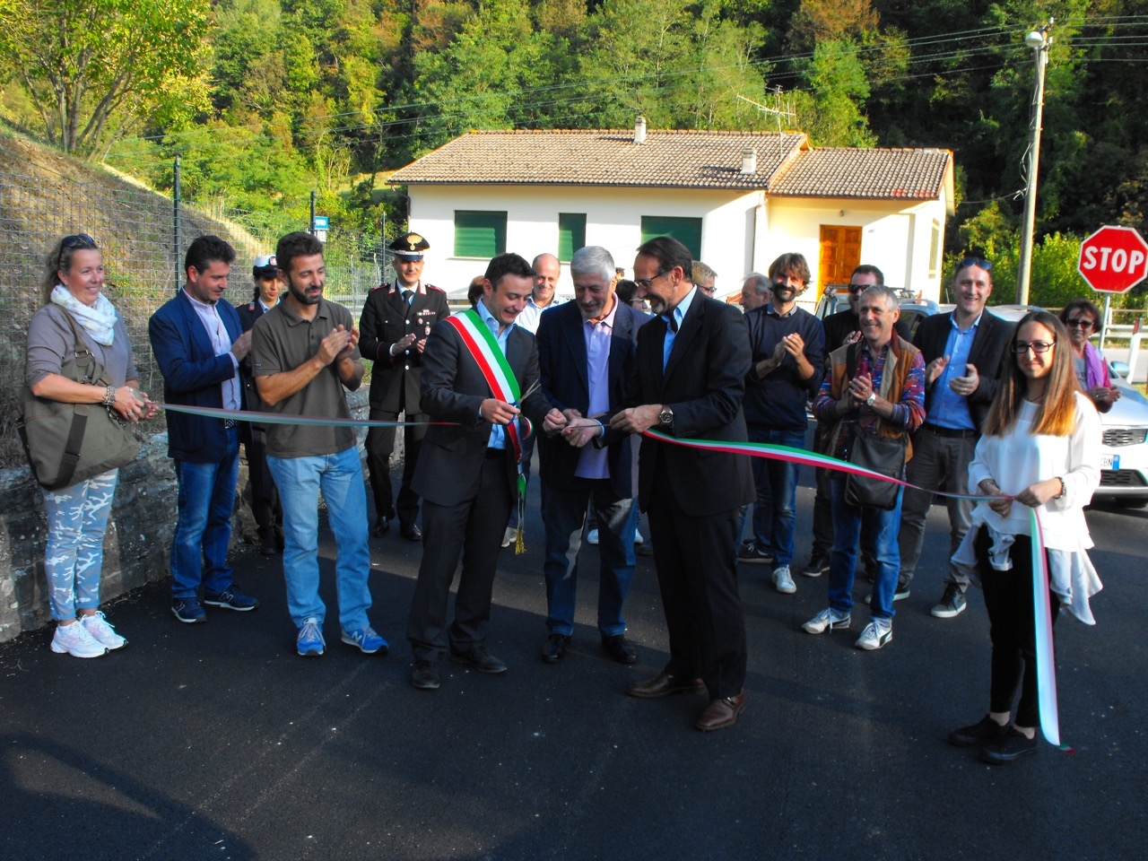Nencini inaugura le strade 'rinnovate' di Palazzuolo
