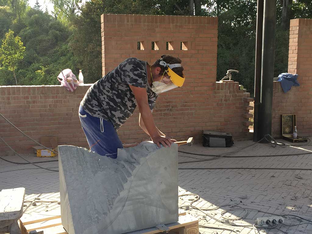 Simposio di scultura a San Piero. I primi scatti di questa edizione