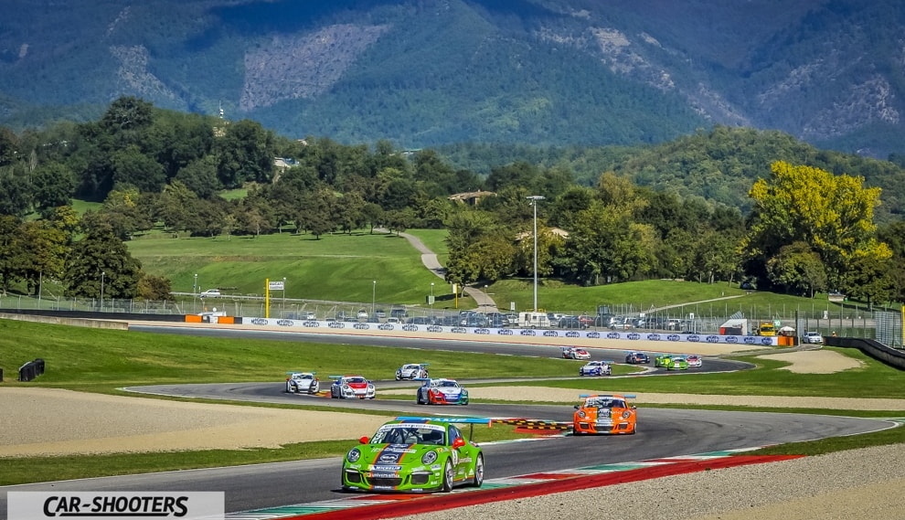 Il Carrera Cup al Mugello. I bolidi nelle foto di Car Shooters