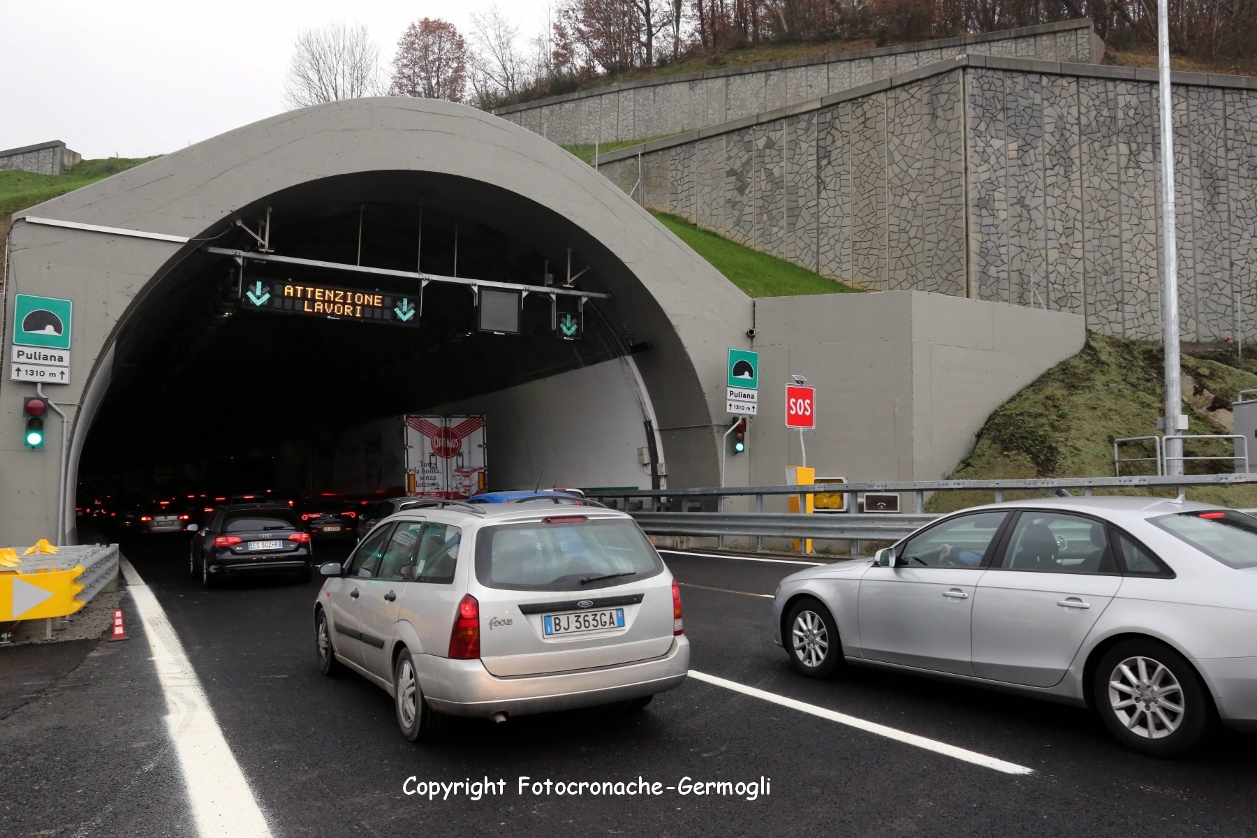 A1. Bloccato il vecchio tracciato per incidente in galleria