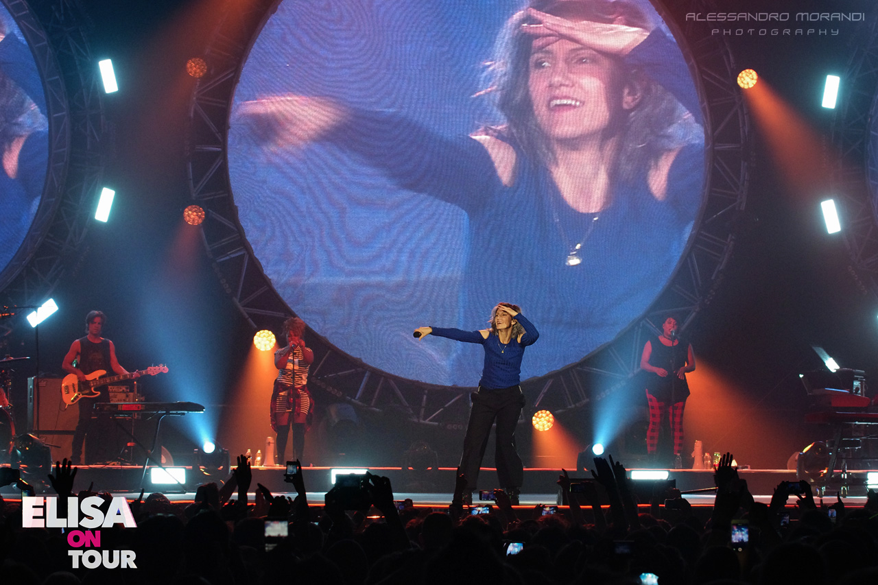 Le belle foto del concerto di Elisa al Mandela Forum. By OK!Mugello