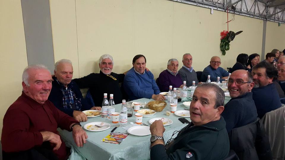 Una comunità unita per la solidarietà che non trema.