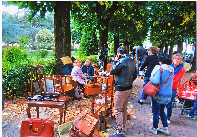 Foto 5 mercatino borgo