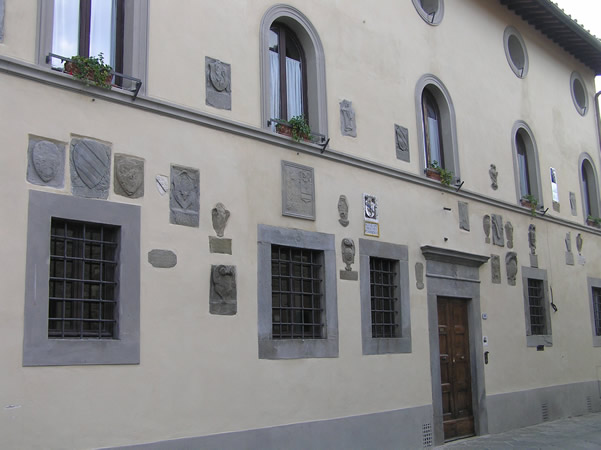 Un nuovo libro per il poeta di Barberino  Ivo Guasti