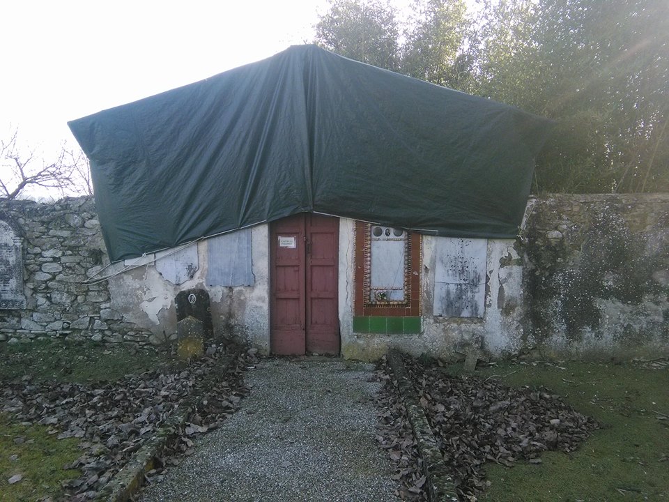 Senni, 'incuria' al piccolo cimitero? La denuncia di un lettore: Da due anni il Comune non fa nulla