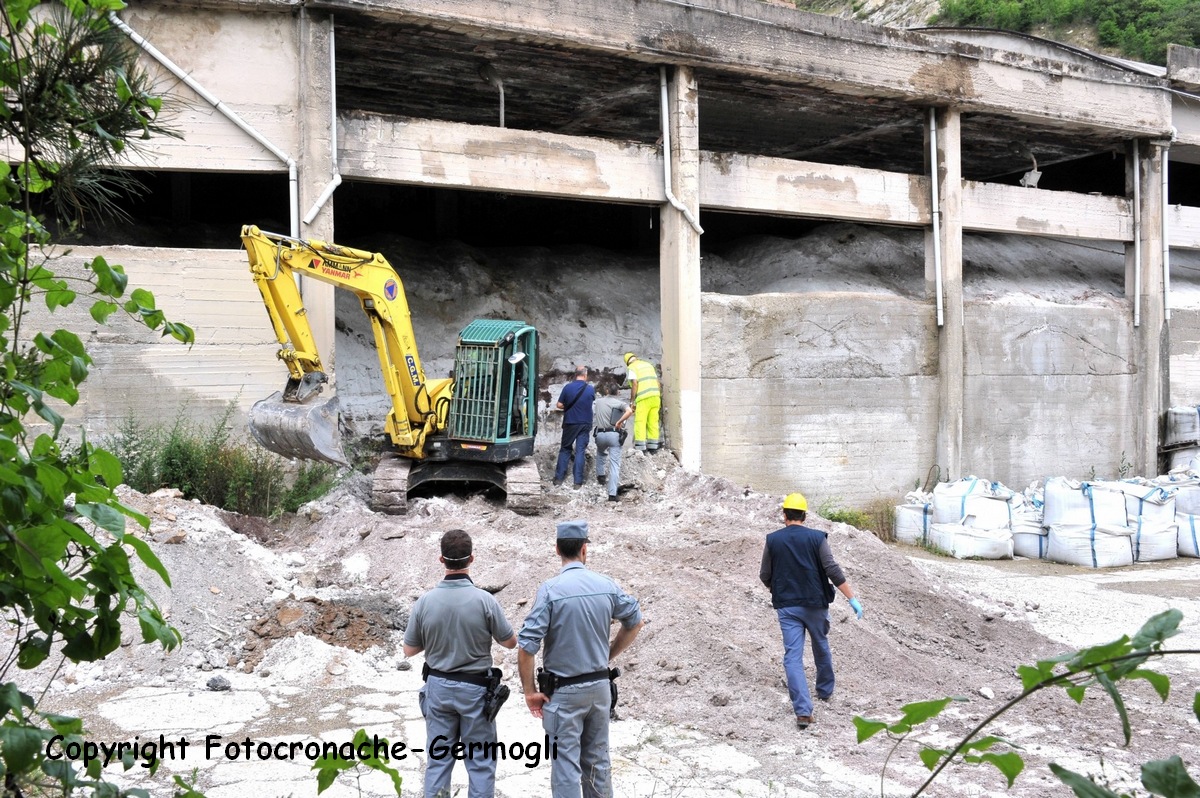Paterno. Mai più destinato a discarica, reazioni e commenti