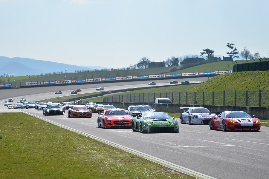 Tutto pronto per la 12H del Mugello. Via alla stagione 2017