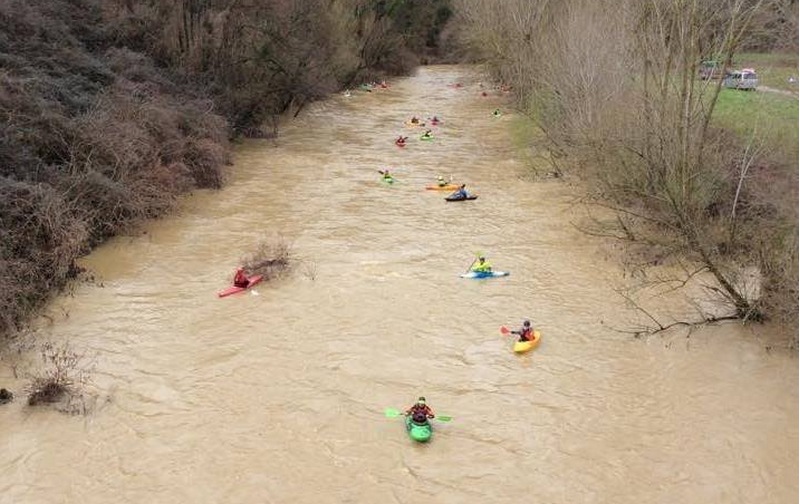 Sentieri blu, canoe sulla Sieve. Foto del Giorno