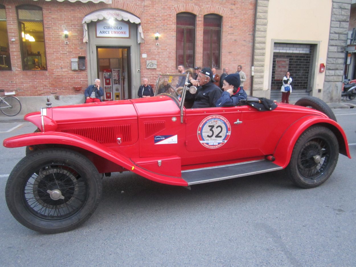 Raduno di auto d’epoca “ne fossi” a Borgo