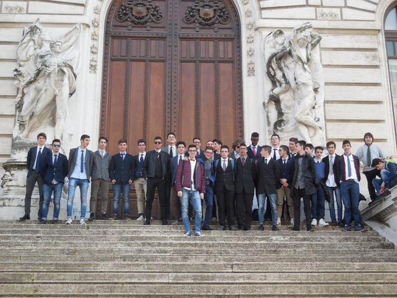 Giotto Ulivi. 50 alunni in visita ai Palazzi della Politica, cronaca