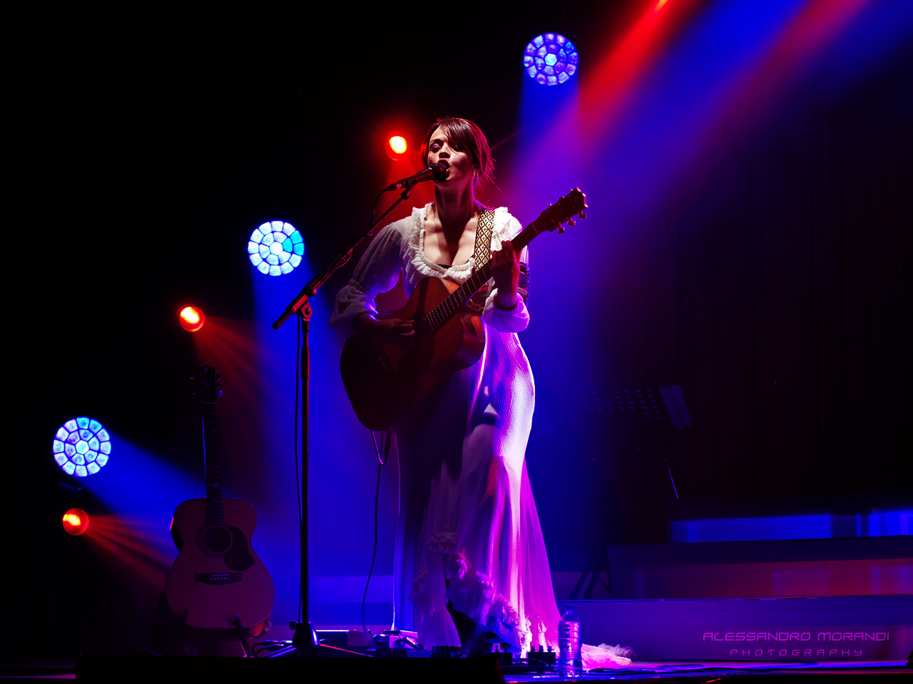 'Eco di sirene'. Carmen Consoli a Firenze, foto di OK!Mugello