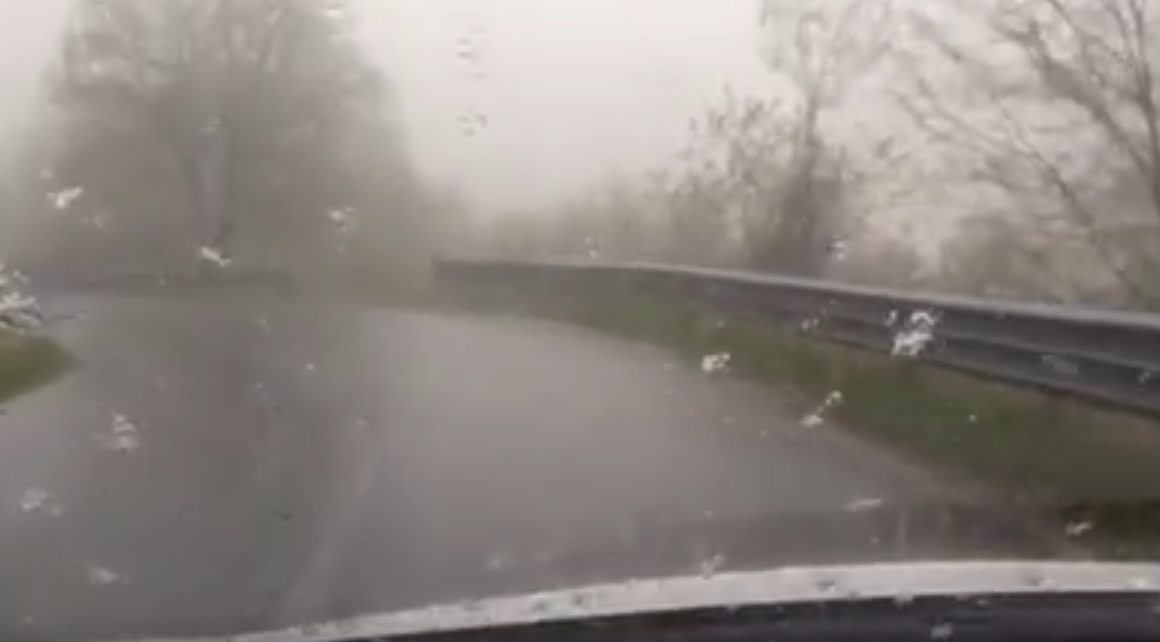 Neve sulla Sambuca. Video dei primi fiocchi