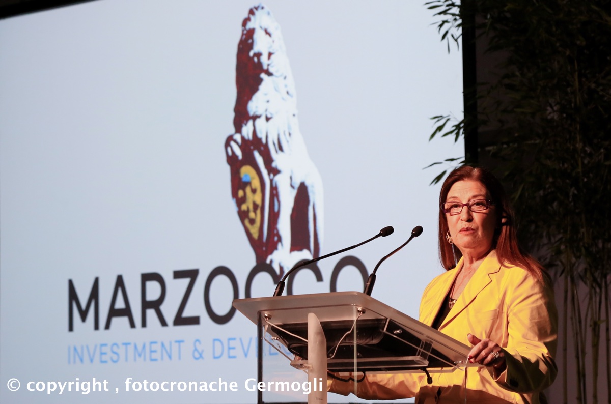 Cafaggiolo: i Lowenstein presentano il loro sogno. Parterre di ospiti alla villa