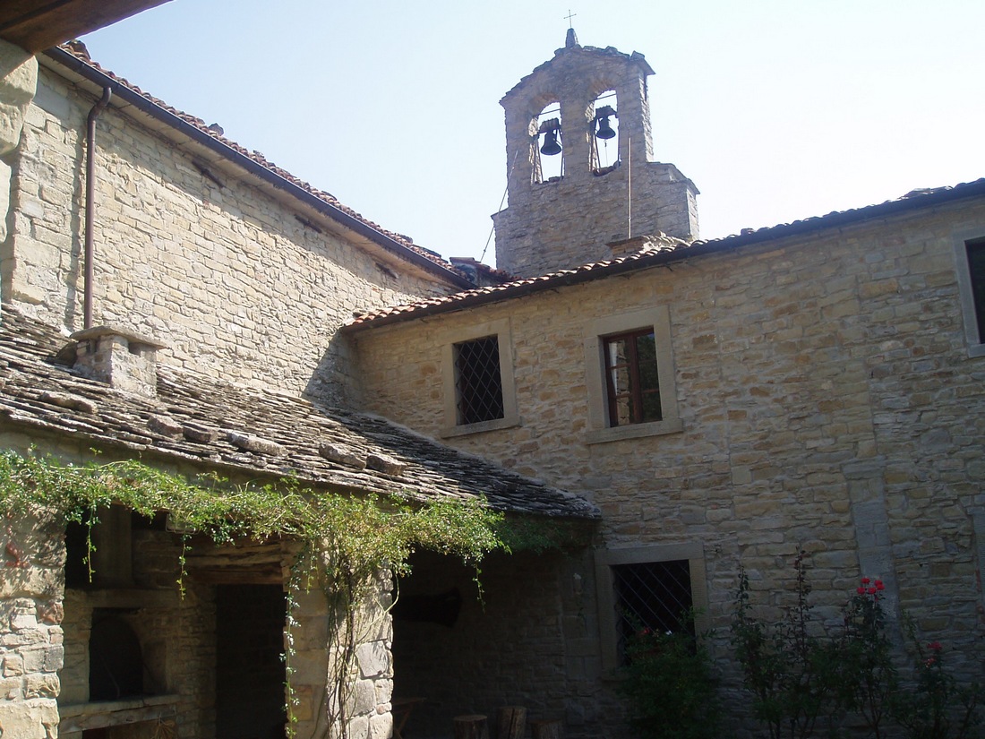 Auto nel burrone a Gamogna. Erano quattro suore, stanno bene
