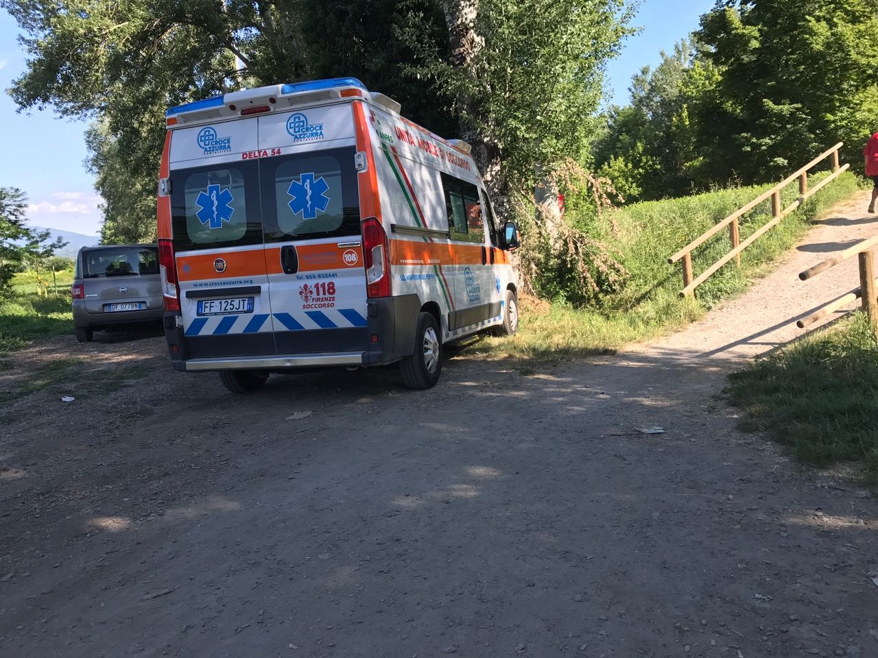 Morsa da una biscia (!). Ragazza finisce al Pronto Soccorso, accade a Borgo