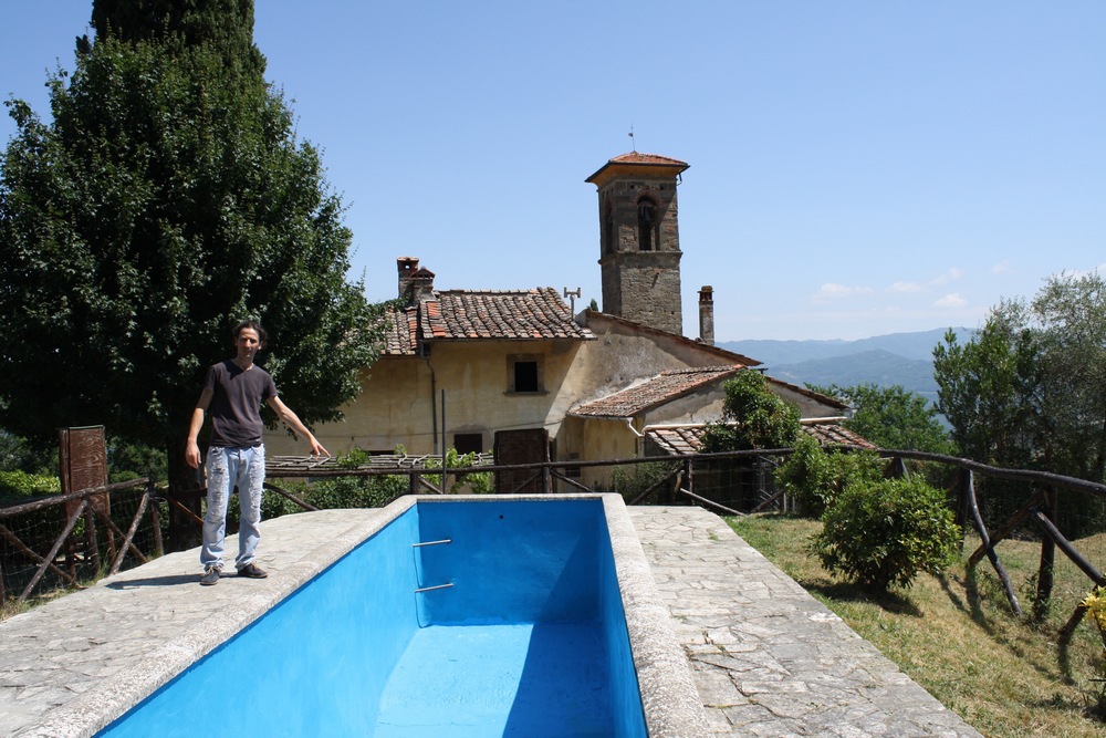 Barbiana, fervono i preparativi. Polizia, carabinieri e prove di atterraggio