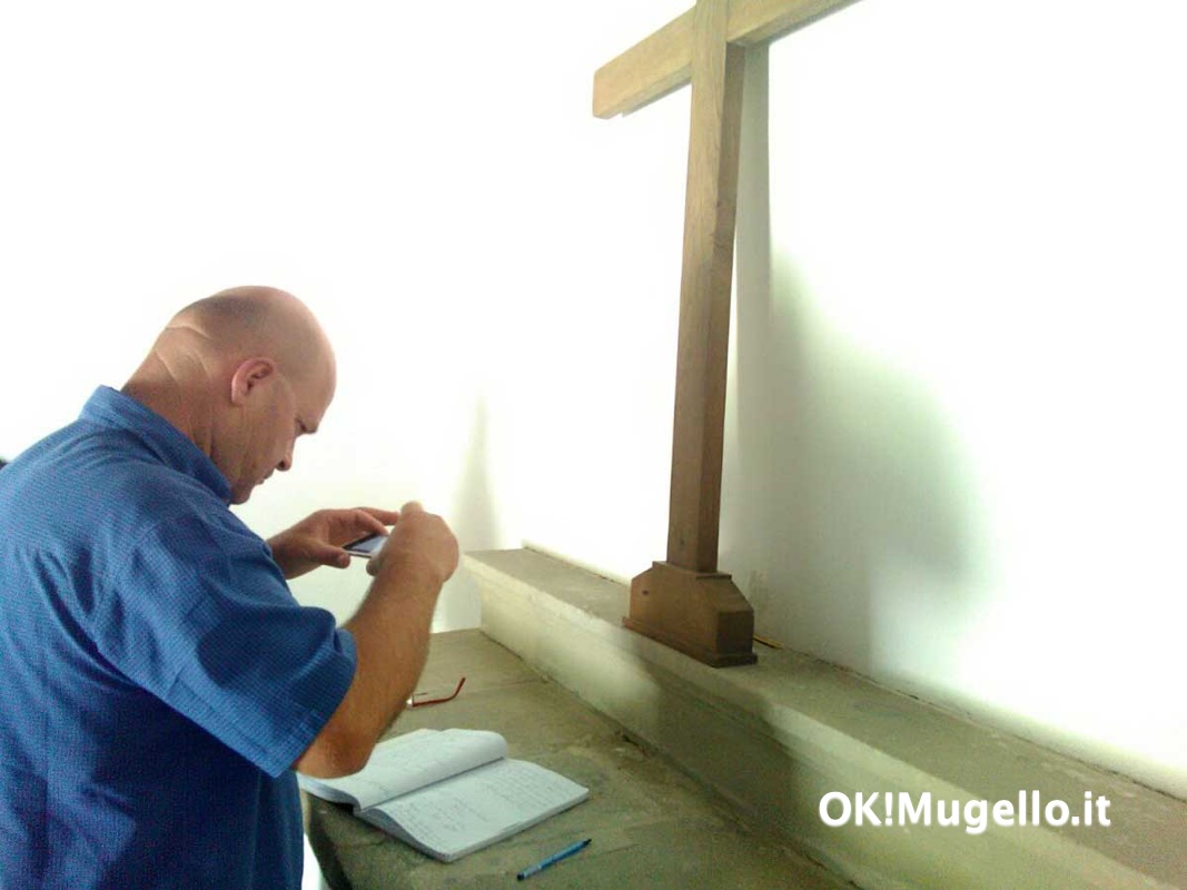 Barbiana: La dedica di Papa Francesco alla tomba di Don Milani. Foto