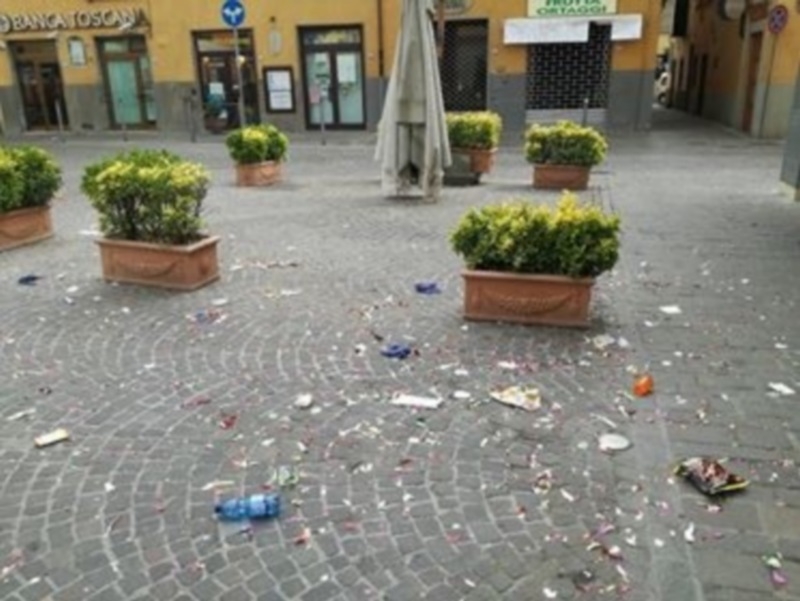 vicchio piazza festa san giovanni BUONA