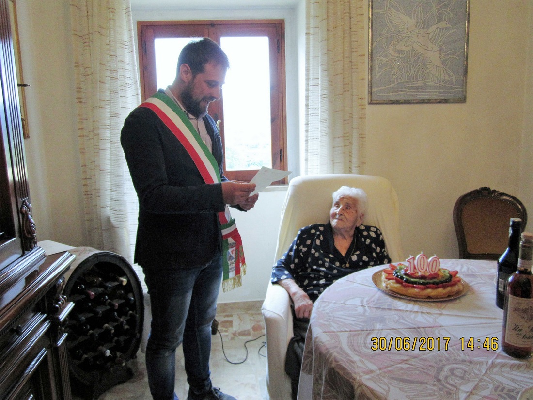 Nonna Albertina compie 100 anni!! Gli auguri di OK!Mugello