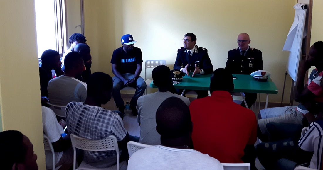 Legalità e codice della strada. Migranti a lezione, primi incontri nei centri de 'la stazione' e Mucciano