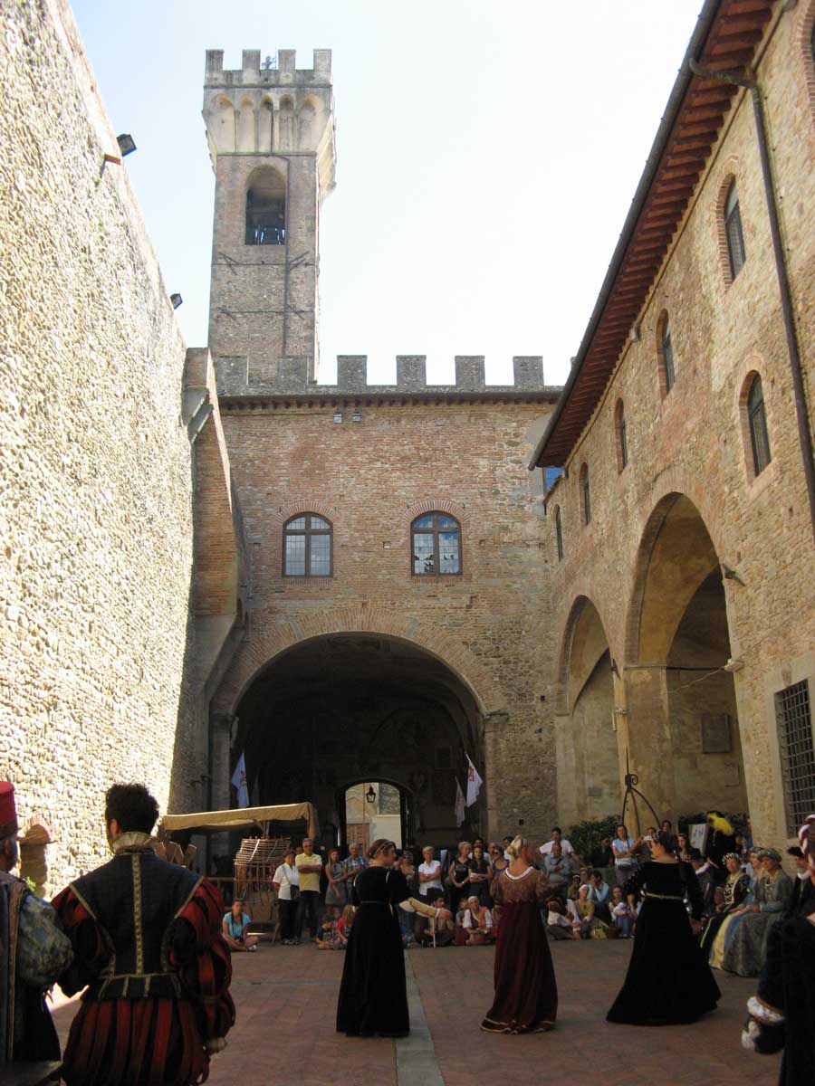 Tutto pronto a Scarperia per le Giornate Rinascimentali