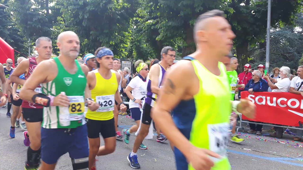 Maratona del Mugello. Video della partenza, e Piazza Dante è in festa