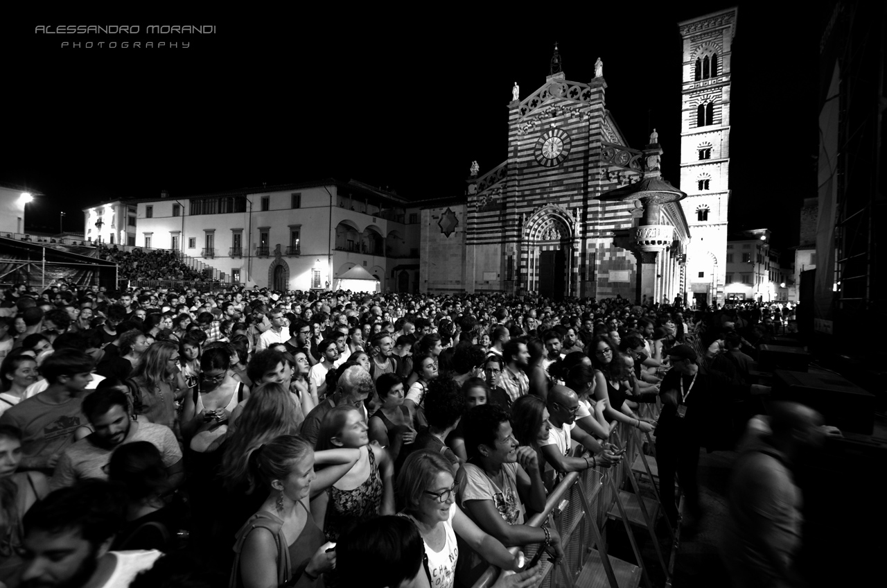 Brunori SaS incanta il pubblico di Prato. Le foto di OK!Mugello