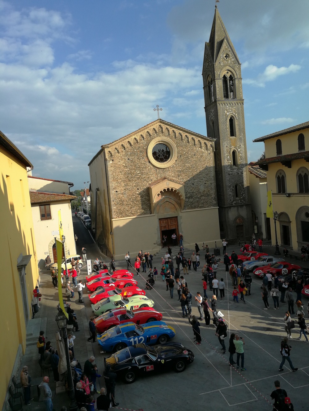 Il batterista dei Pink Floyd a Scarperia. Per il raduno Ferrari