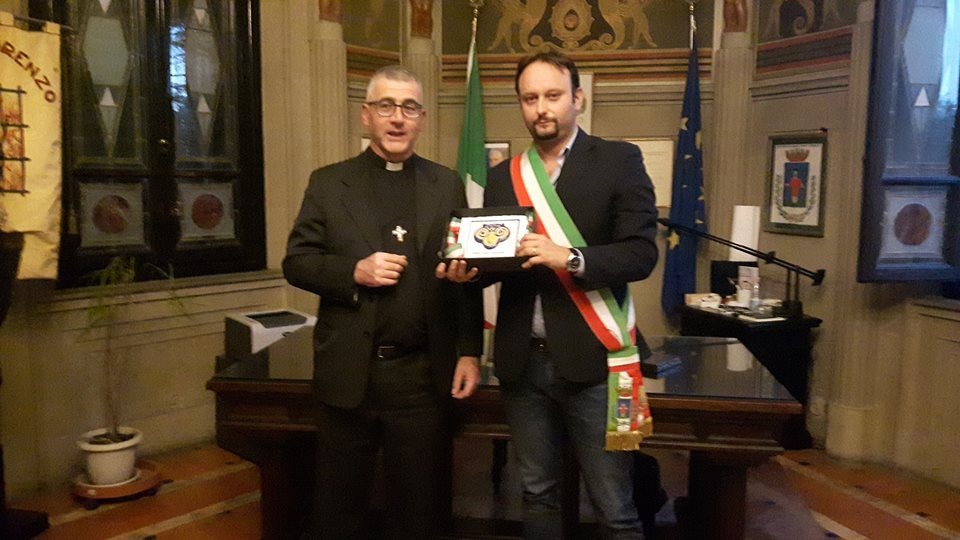 Lo Scarabeo di Borgo a Don Maurizio