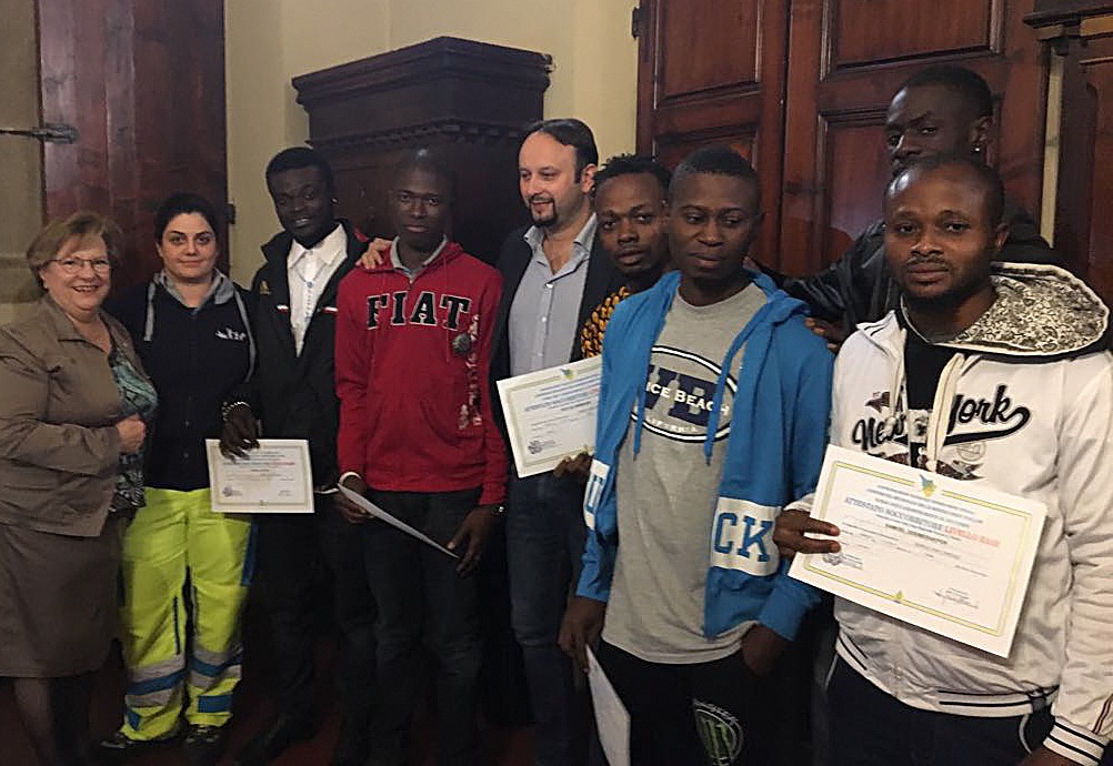 Migranti-Soccorritori. Ieri la consegna degli attestati a Borgo