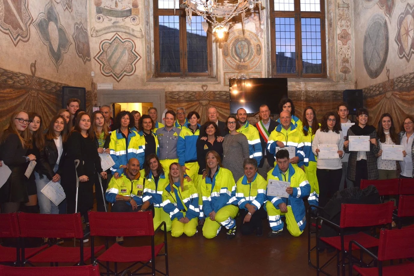 Scarperia. Palazzo de Vicari, consegna attestati corsi della Misericordia