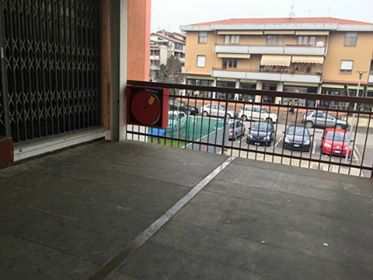 Sporcizia a infermieristica? I ragazzi 'ci stupiscono' e puliscono tutto. Bravi!