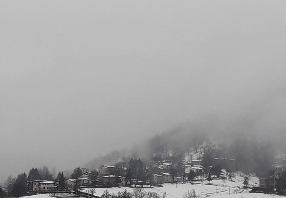 La neve, la nebbia e non solo. Le ultime (bellissime) foto di Mugello Bello
