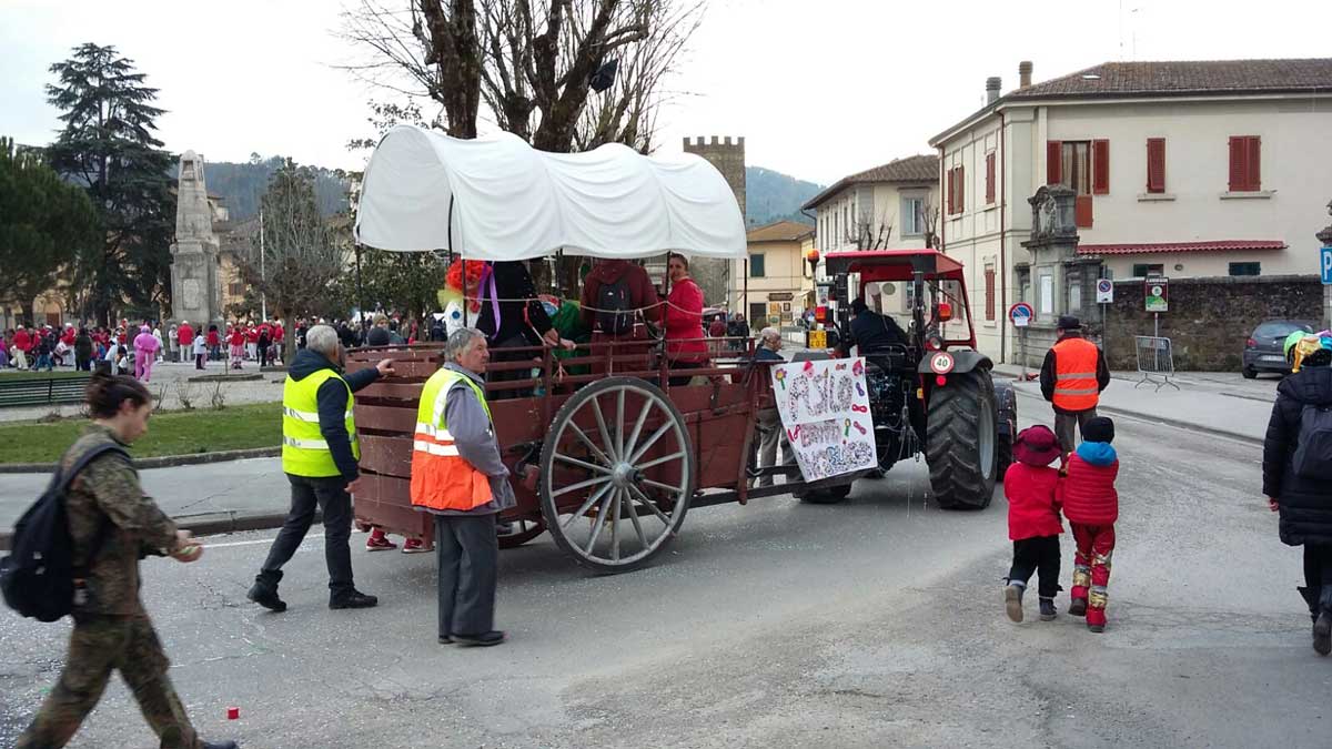 Vicchio. Le foto dal carnevale di Piazza della Vittoria
