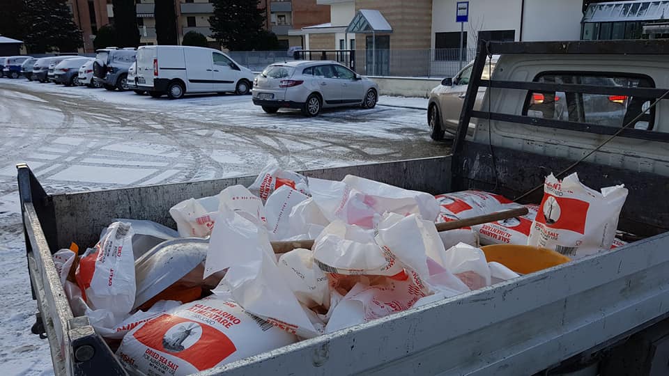 Ghiaccio. Anche Omoboni in campo: Verifiche e interventi nelle frazioni