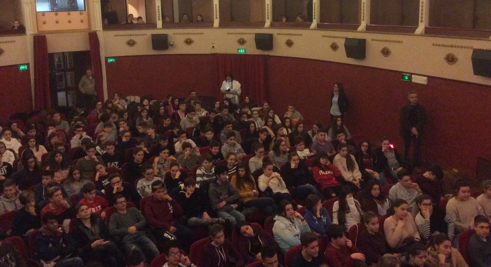 La settimana del cinema alle scuole 'medie' di Borgo. Due film per riflettere