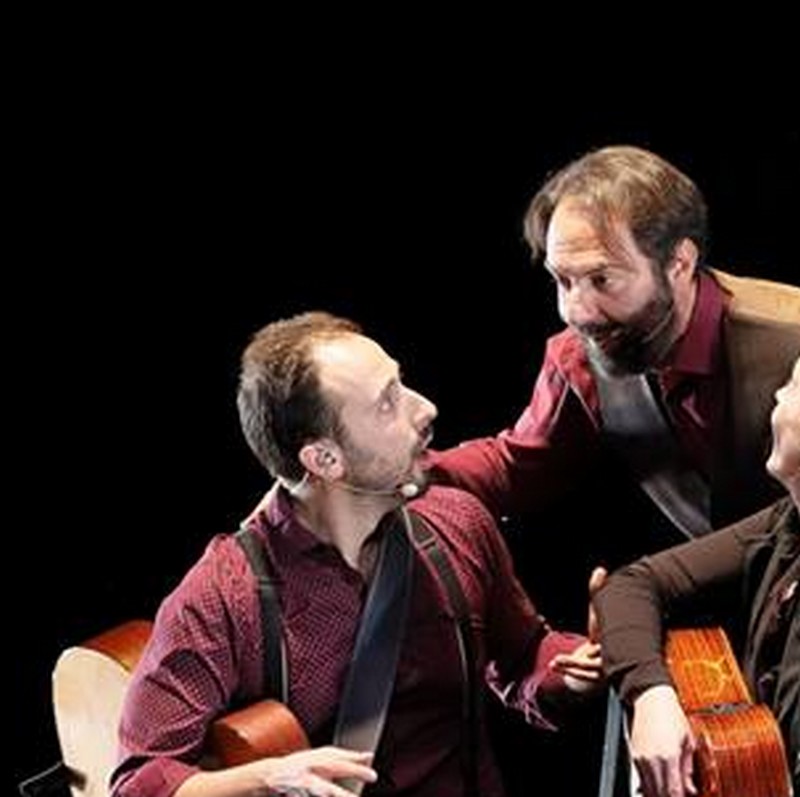 Vieri Sturlini. Il docente mugellano in tournée con Neri Marcorè