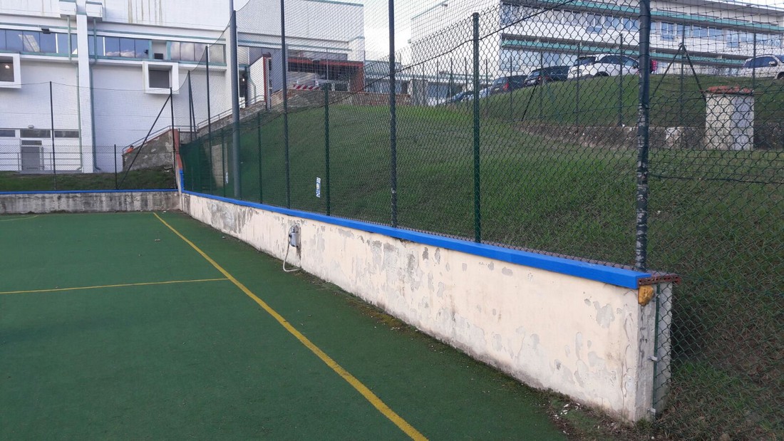 Barberino: campo da calcetto rimesso a nuovo. Foto