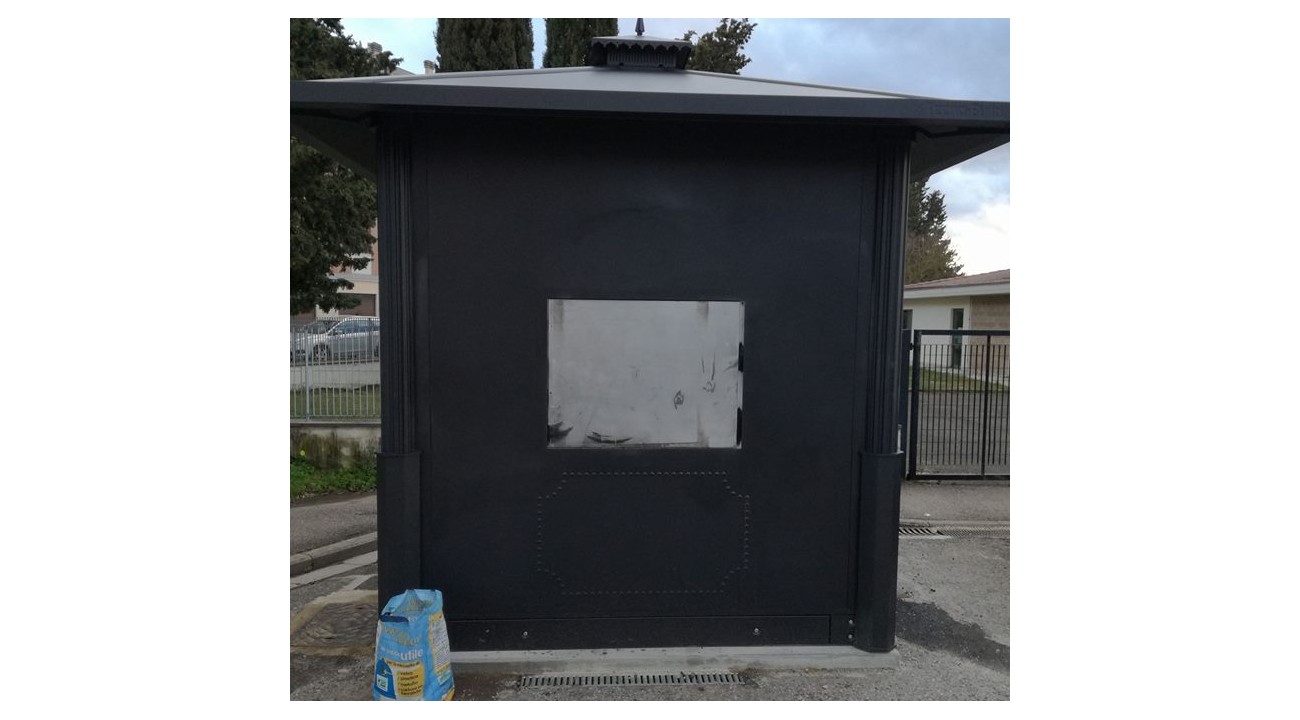 Vince il senso civico. Ripulito il fontanello di Luco