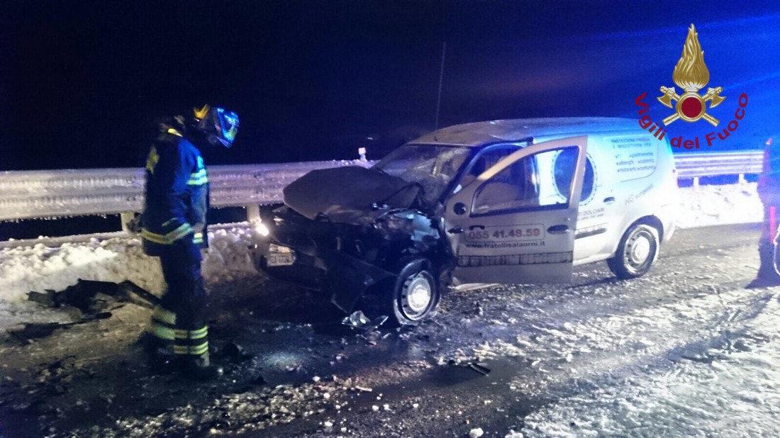 San Piero. Frontale sul viadotto di Novoli. Due feriti non gravi