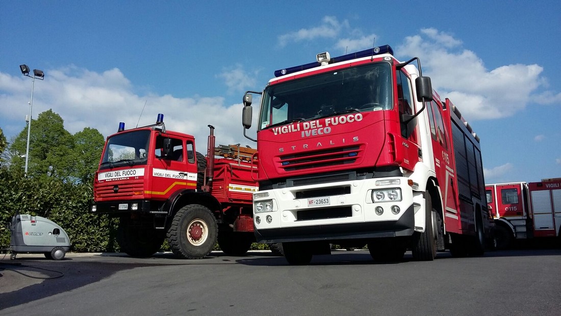 Incendio in un fabbricato a Vespignano. Crolla parte di tetto